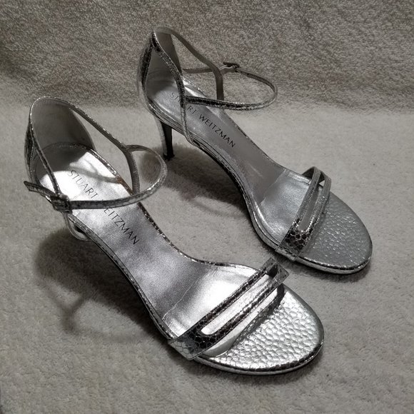 Stuart Weitzman silver patent leather heels - Picture 2 of 8